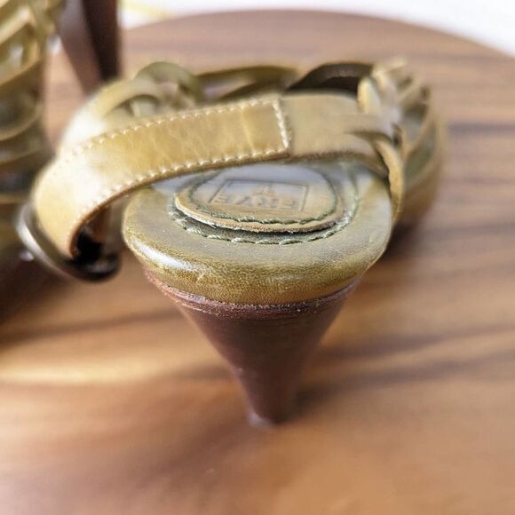 Frye Joy Huarache Platform Heels Olive Green Leather Size 7 - Picture 7 of 11